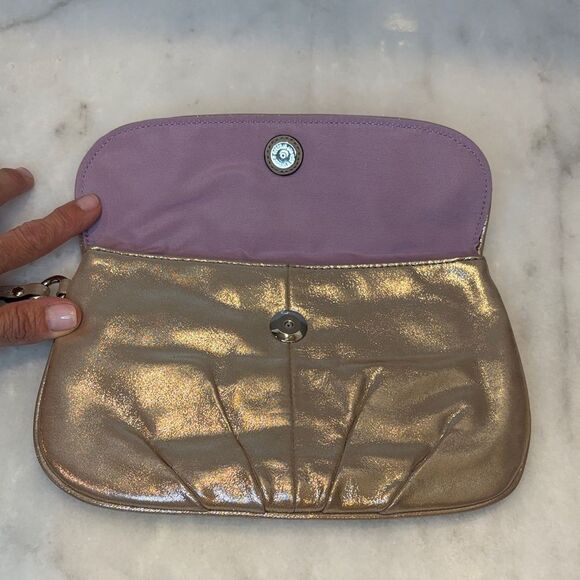 Coach Metallic Champagne Gold Shimmer Pleated Leather XL Wristlet Clutch F45263 - Picture 12 of 15